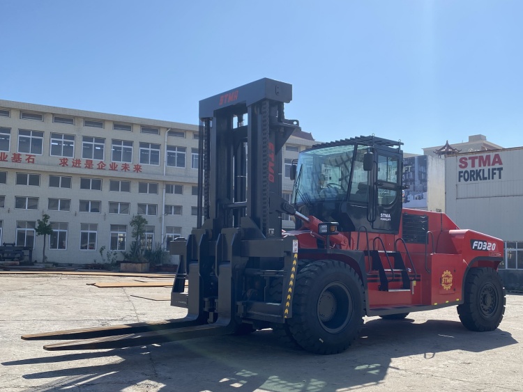 32 Ton Diesel Forklift 