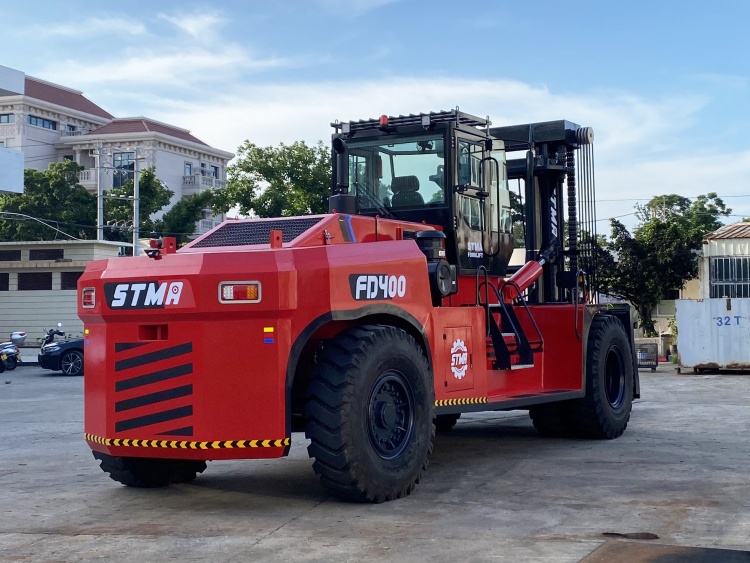 40 Ton Diesel Forklift  