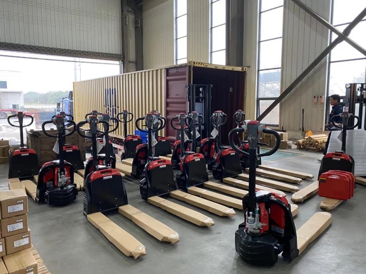 ‌Lithium Pallet Truck