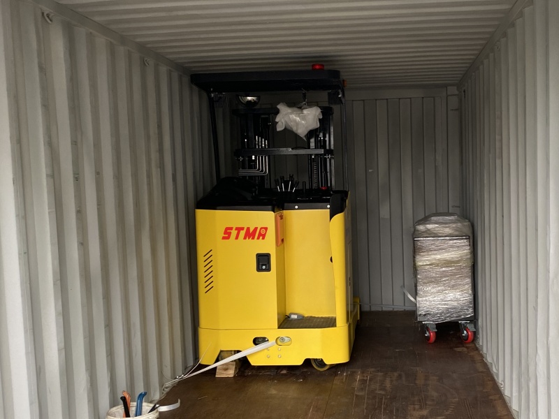 48V electric reach truck with stand type