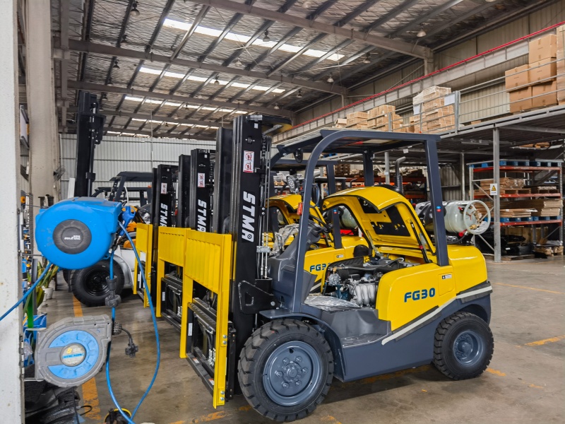 STMA forklift with EPA engine